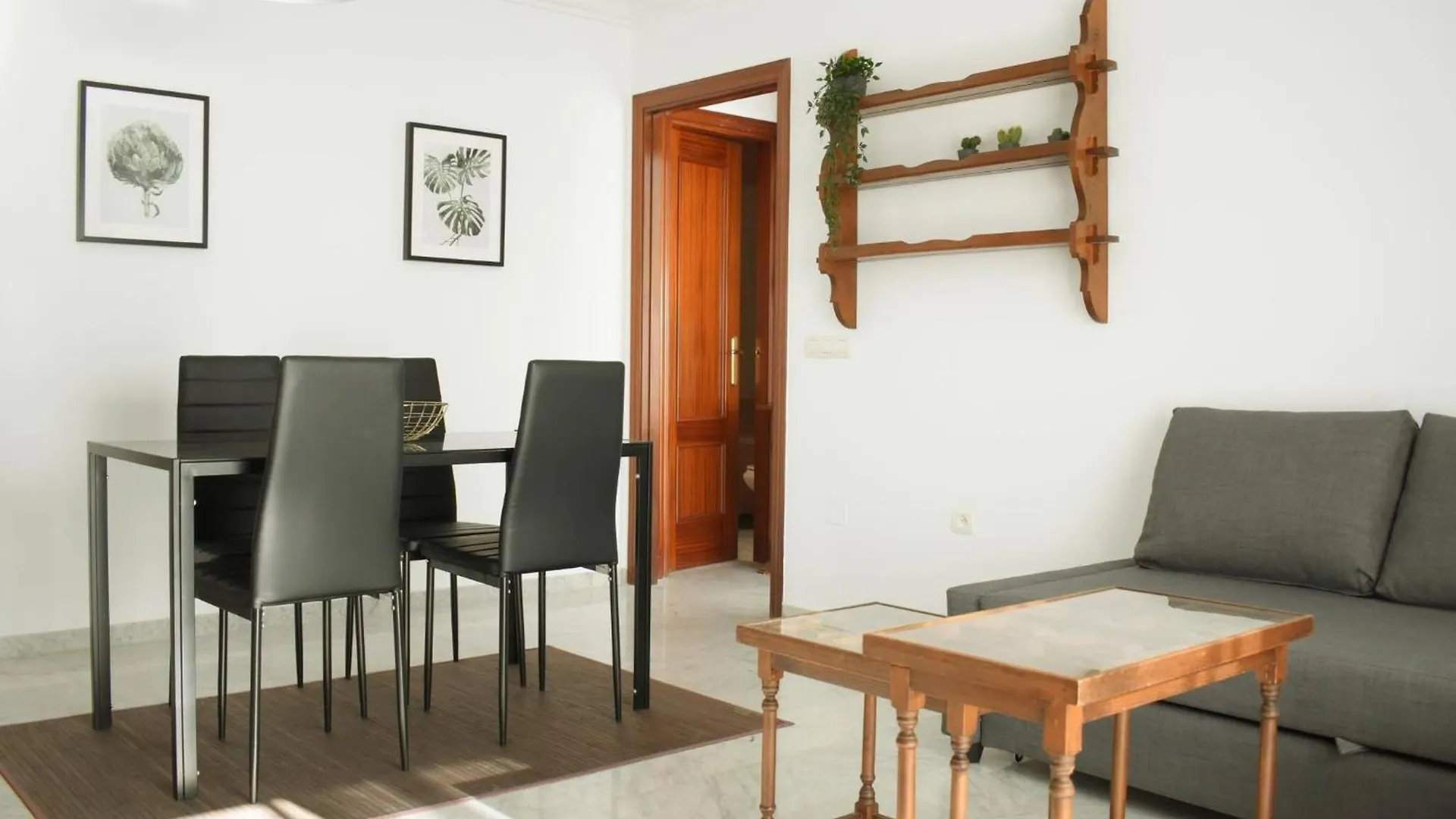 Appartement Magnifico Atico Frente Al Mar En Ricon De La Victoria à Rincón de la Victoria 0*,  Espagne